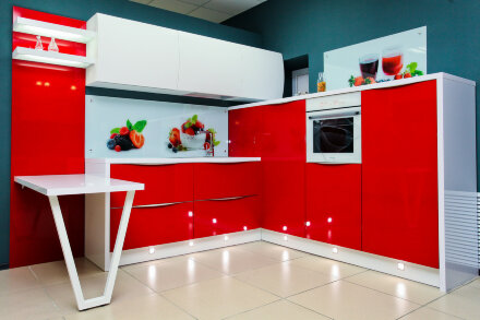 Кухня на заказ Красный глянец 
