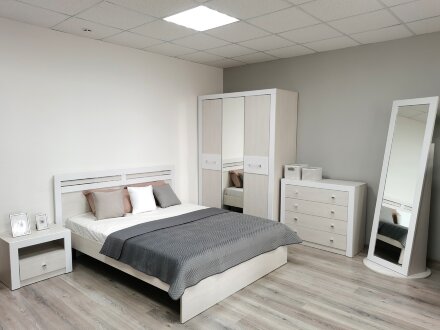 Шкаф трехдверный Амели 