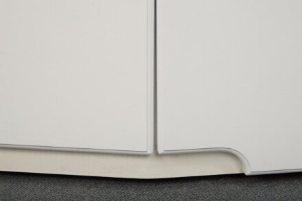 Шкаф-пенал со стеклом Виктория  